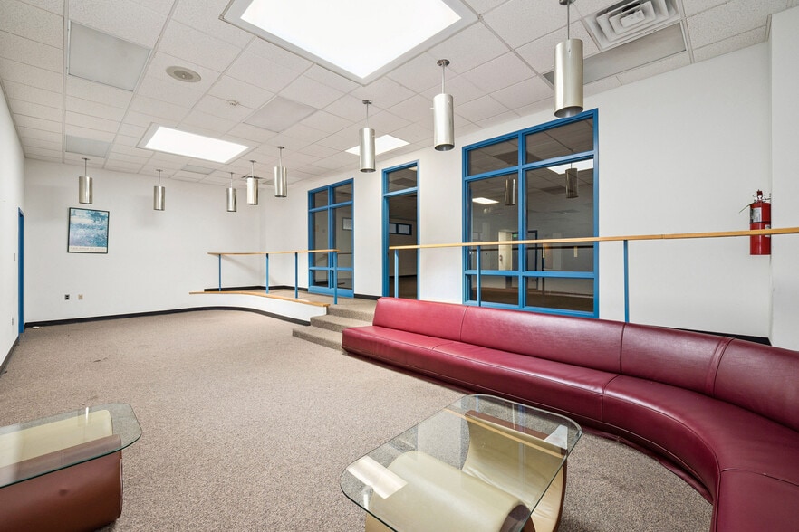 More Photos Of 3300 Henry Ave, Philadelphia Unknown For Lease