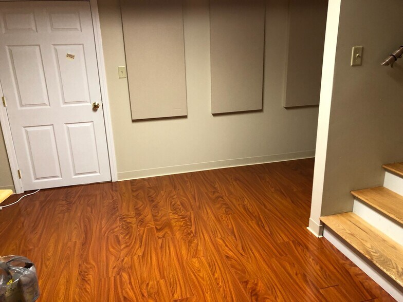 More Photos Of 360 Route 101, Bedford Medical For Lease
