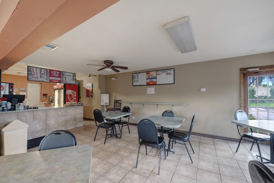 More Photos Of 8032 4th St NW, Albuquerque Restaurant For Sale