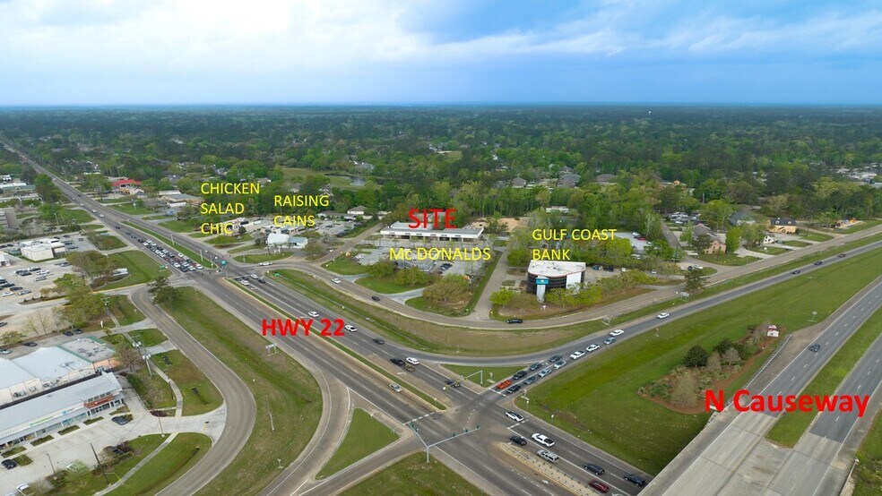 More Photos Of 2201 11th St, Mandeville Storefront Retail Office For Lease