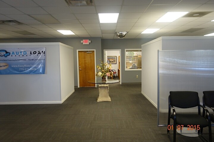 More Photos Of 289 N Price Rd, Sugar Hill Light Manufacturing For Lease