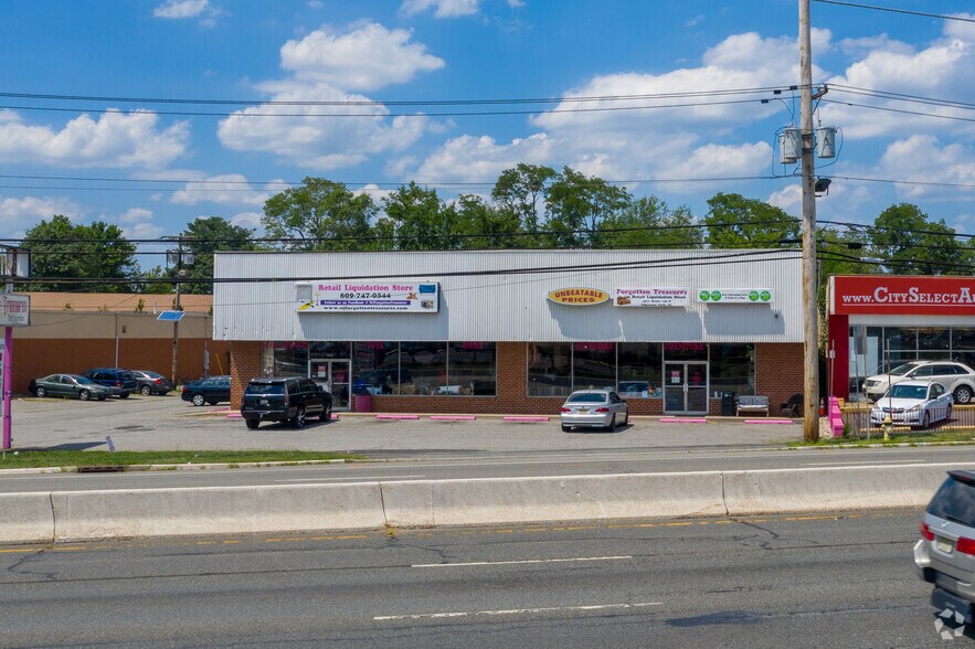 Primary Photo Of 4371 Route 130, Edgewater Park Storefront For Sale