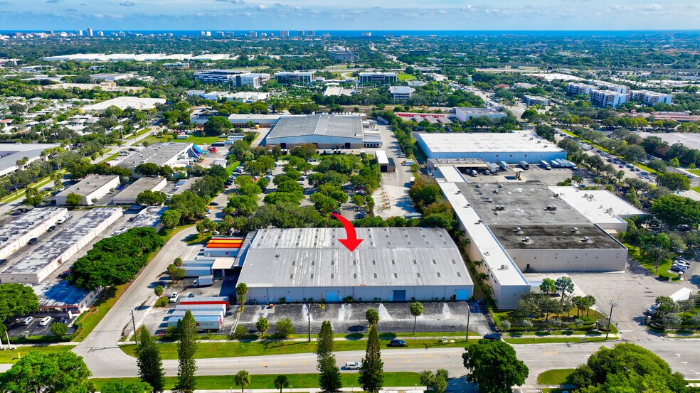 More Photos Of 198 Lock Rd, Deerfield Beach Warehouse For Lease