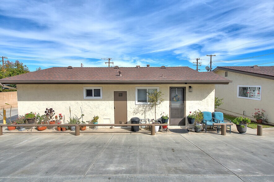 More Photos Of 275-299 Monte Vista St, La Habra Apartments For Sale