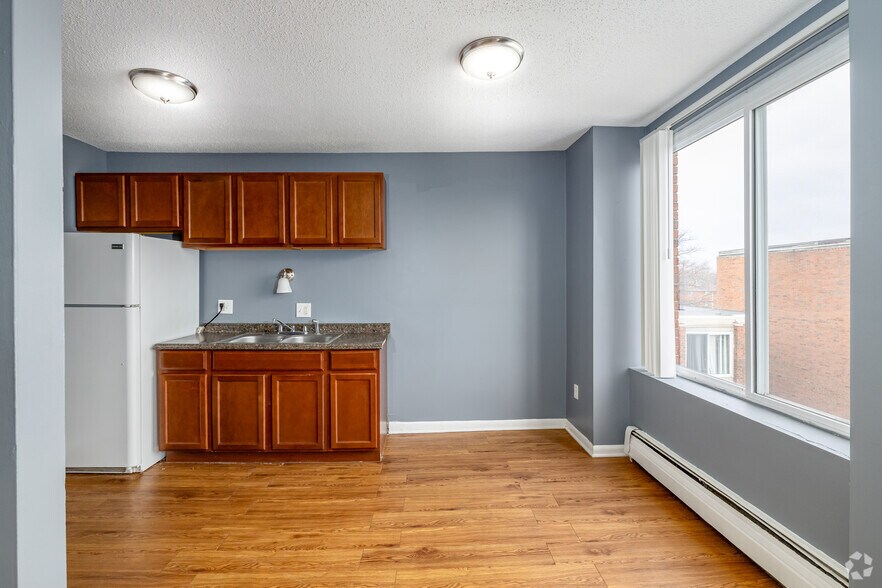 More Photos Of 19320 Greenfield Rd, Detroit Apartments For Sale