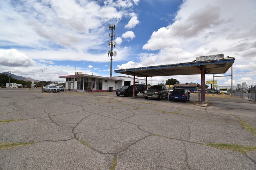 More Photos Of 10105 Dyer St, El Paso Auto Repair For Sale