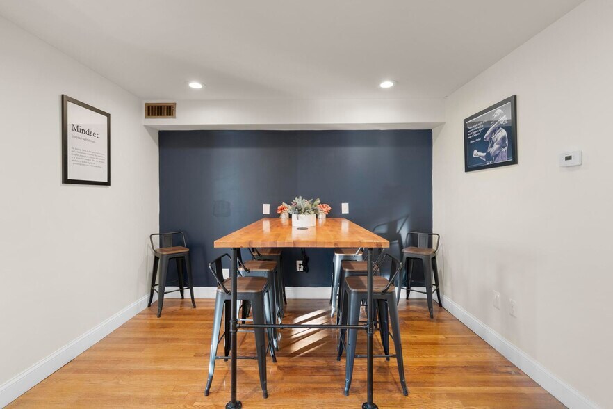 More Photos Of 51 N Main St, Southington Office For Lease