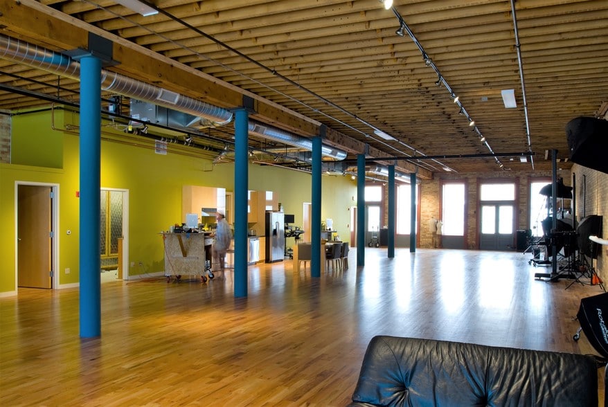 More Photos Of 25 S Division Ave, Grand Rapids Office For Sale