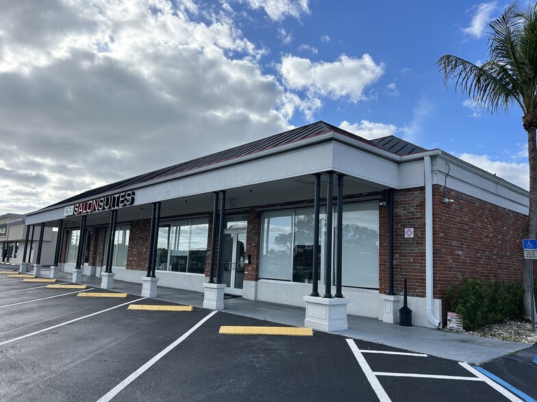 Primary Photo Of 836 Northlake Blvd, North Palm Beach Storefront Retail Office For Lease