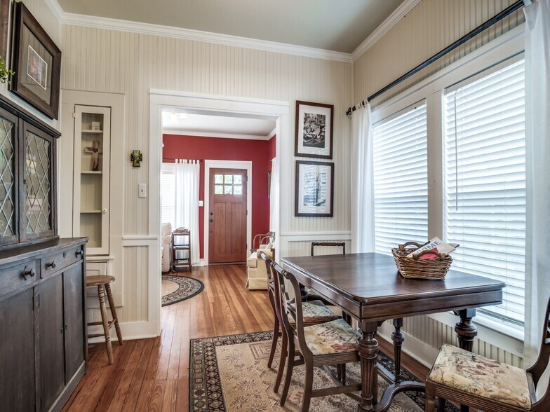 More Photos Of 118 N Plant Ave, Boerne Medical For Lease