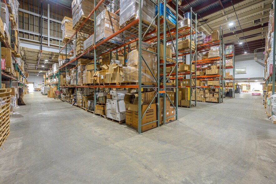 More Photos Of 2121 SW 19th Avenue Rd, Ocala Flex For Sale