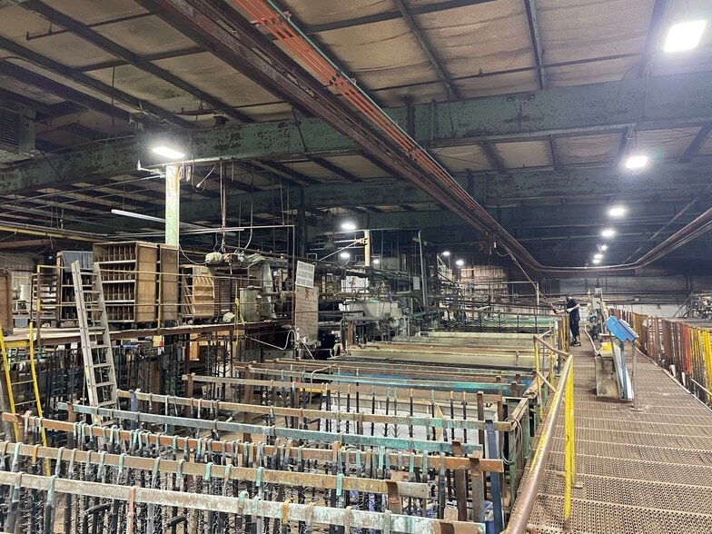 More Photos Of 175 Progress Ave, Springfield Manufacturing For Sale