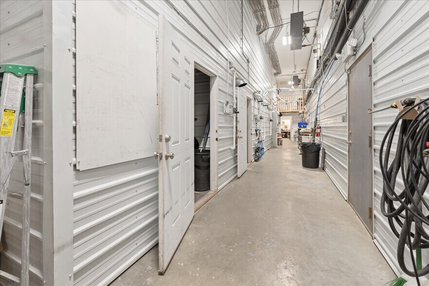 More Photos Of 2145 Richardson Hwy, North Pole Industrial For Sale