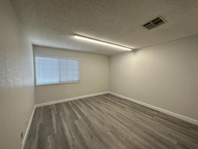 More Photos Of 17151 Main St, Hesperia Medical For Lease