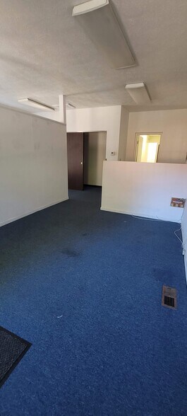 More Photos Of 74 N Orange St, Xenia Medical For Lease