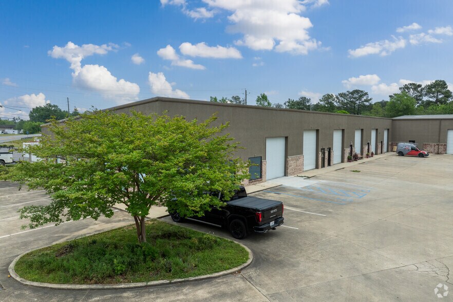 More Photos Of 1510-1530 Simmsville Rd, Alabaster Flex For Lease
