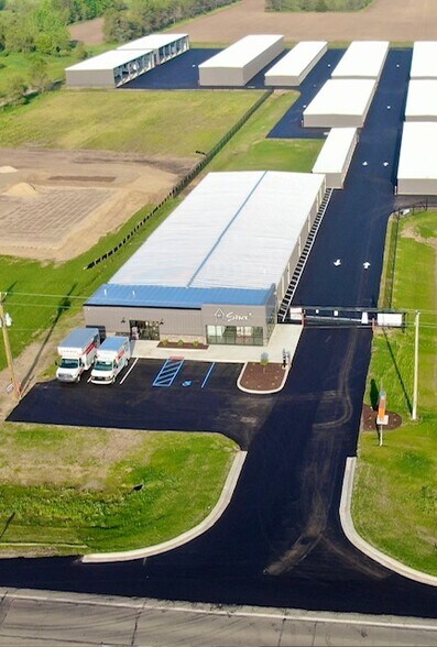 More Photos Of 3770 S US Highway 27, Saint Johns Self Storage For Sale