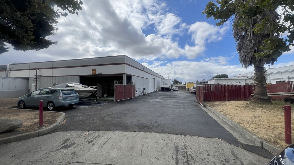 Primary Photo Of 2446 Pratt Ave, Hayward Warehouse For Lease