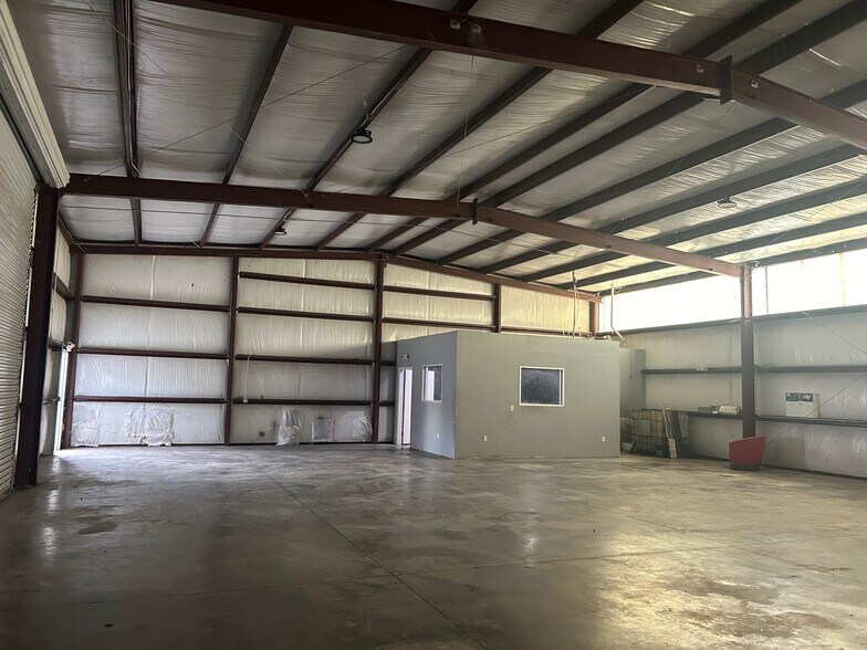 More Photos Of 12017 Carlsbad St, Houston Unknown For Lease