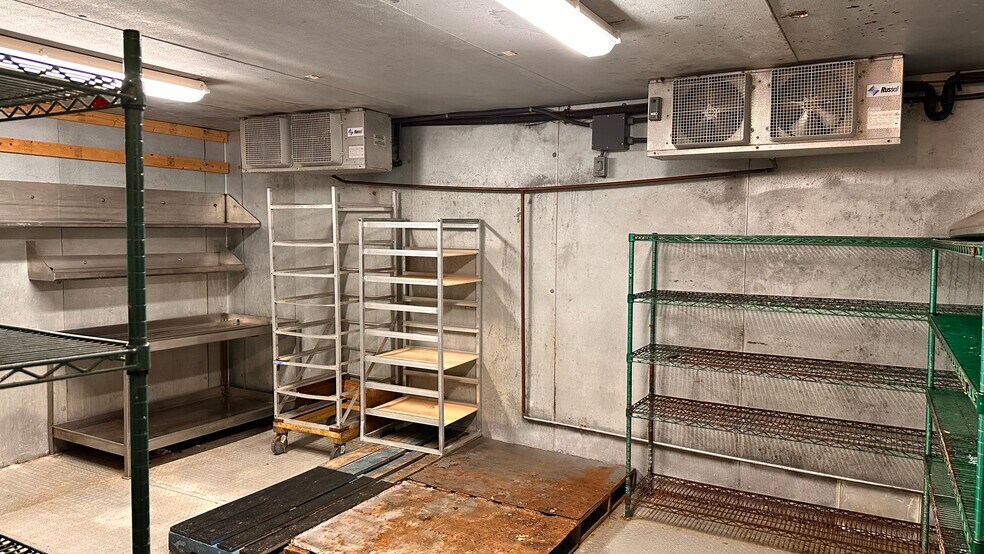 More Photos Of 749 James St, Chicopee Restaurant For Sale