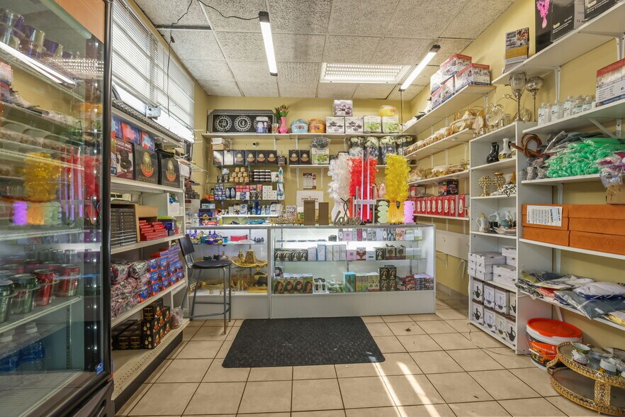 More Photos Of , Minneapolis General Retail For Sale