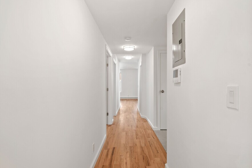 More Photos Of 811 Courtlandt Ave, Bronx Apartments For Sale