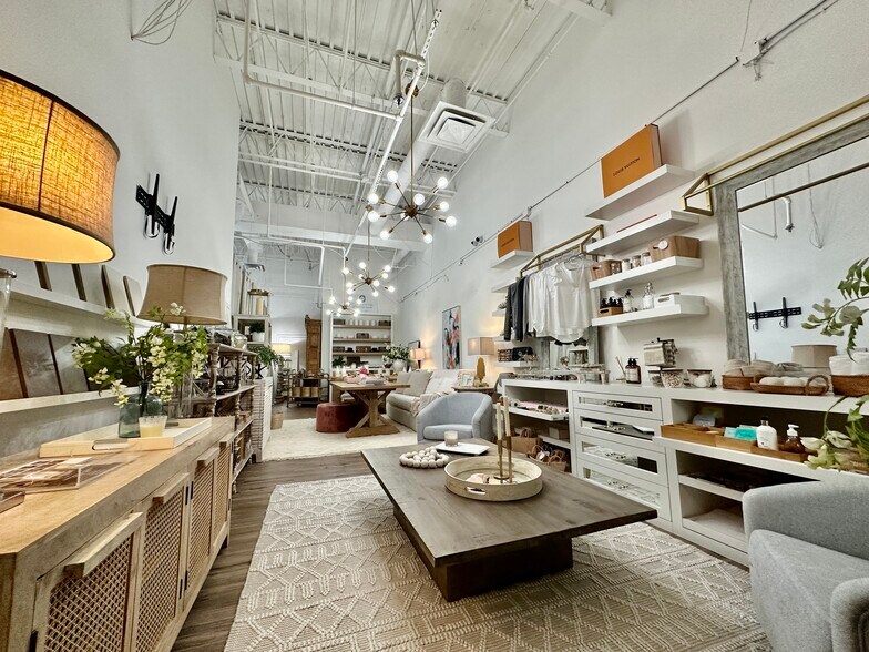 More Photos Of 690 Miami Cir NE, Atlanta Storefront For Lease