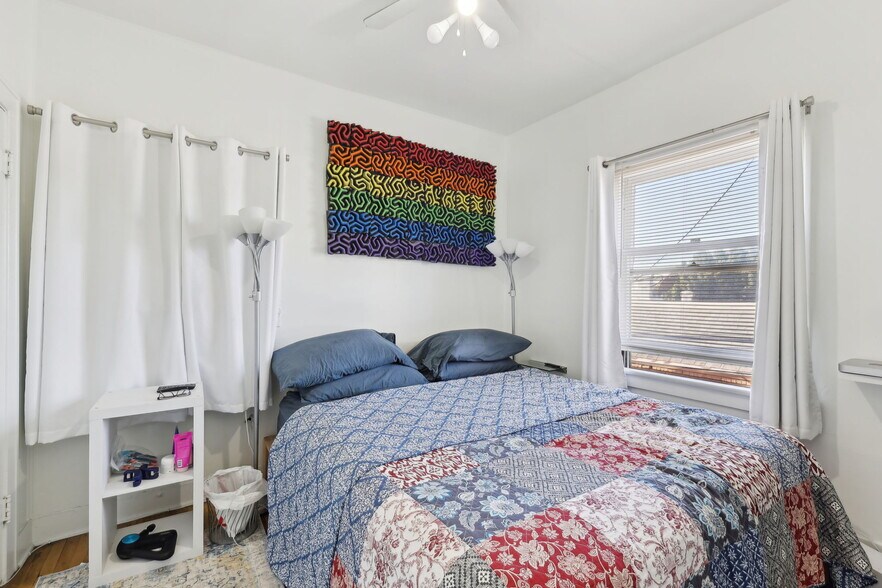 More Photos Of 2525-2543 University Ave, San Diego Apartments For Lease