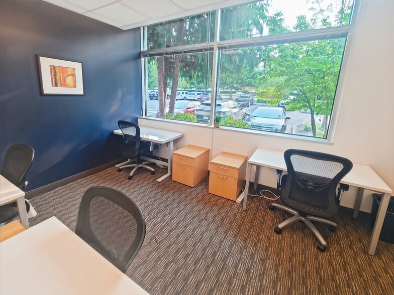 More Photos Of 22722 29th Dr SE, Bothell Coworking Space