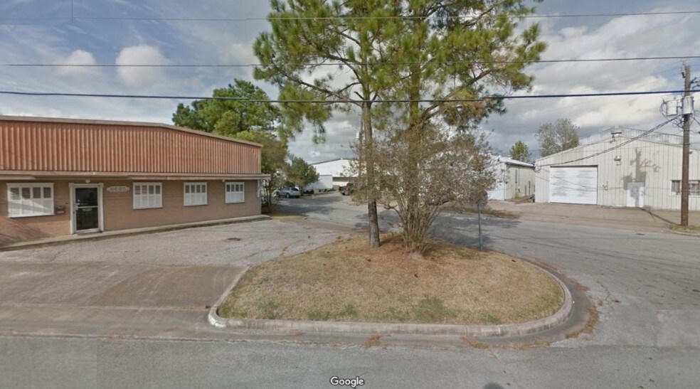 More Photos Of 6665 Rupley Cir, Houston Warehouse For Lease