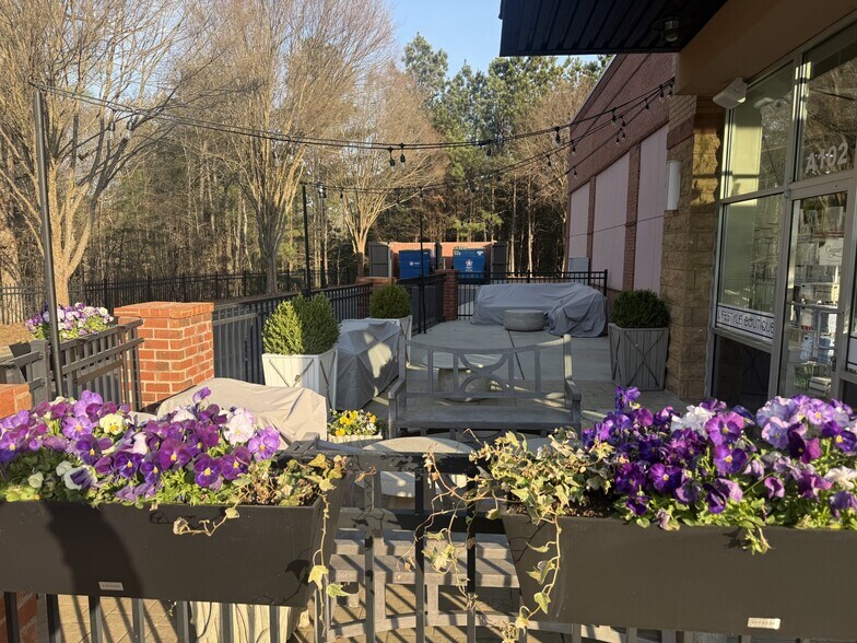 More Photos Of Peachtree Industrial Blvd @ Moore Road, Suwanee Unknown For Lease
