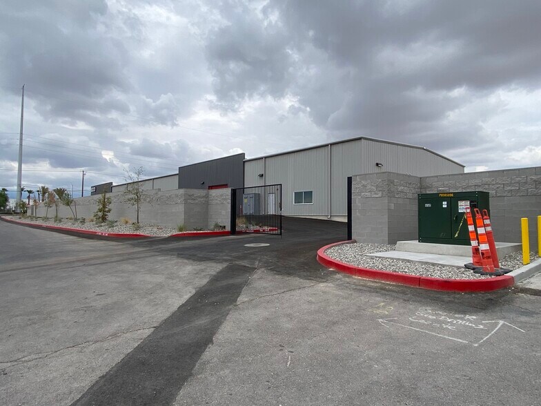 More Photos Of 4522 N Lamb Blvd, Las Vegas Manufacturing For Sale