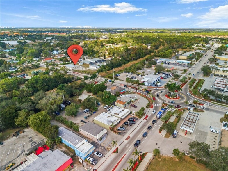More Photos Of 10401 W Terry St, Bonita Springs Restaurant For Sale