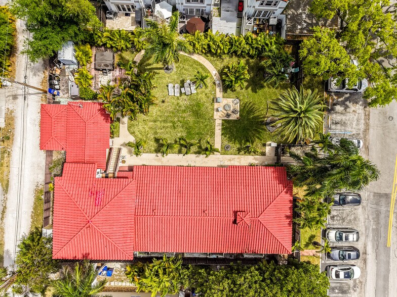 More Photos Of 2625 NE 13th Ct, Fort Lauderdale Apartments For Sale