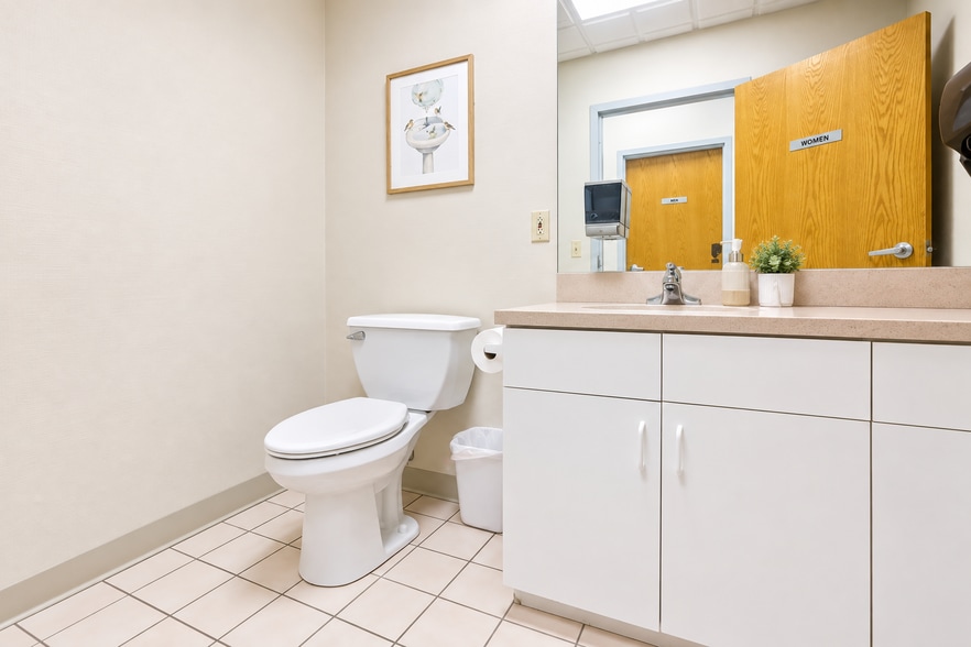 More Photos Of 21 Mainline Dr, Westfield Warehouse For Sale