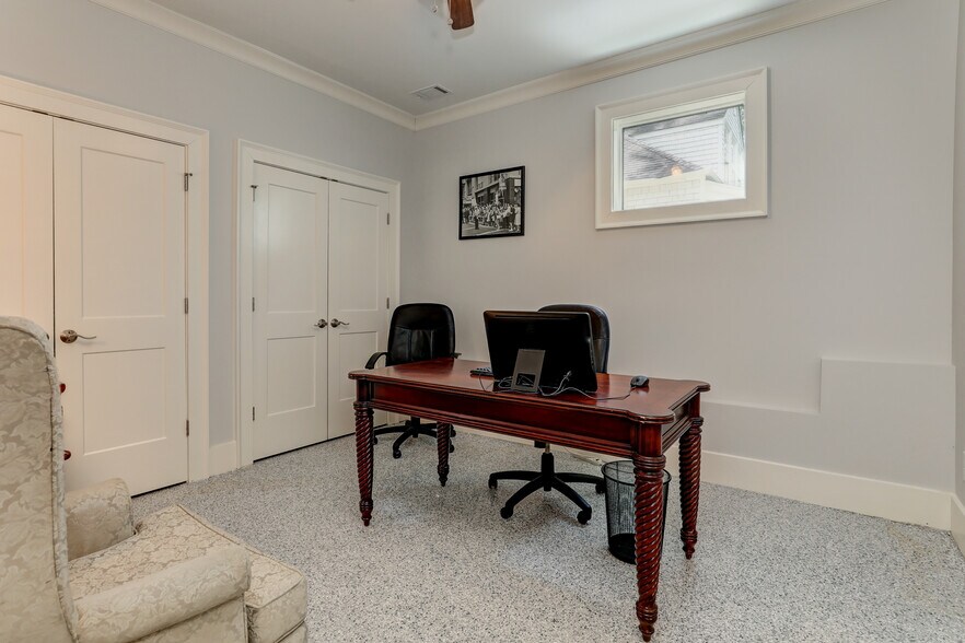 More Photos Of 2972 Lookout Pl NE, Atlanta Office Residential For Sale