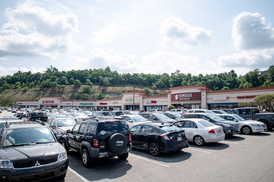 More Photos Of 30 Trinity Point Dr, Washington Unknown For Lease