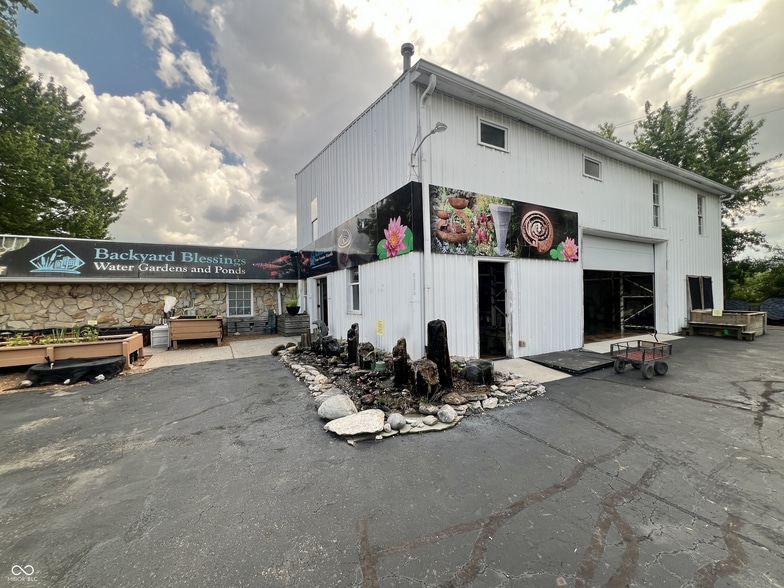 More Photos Of 8135 E 30th St, Indianapolis Light Manufacturing For Sale