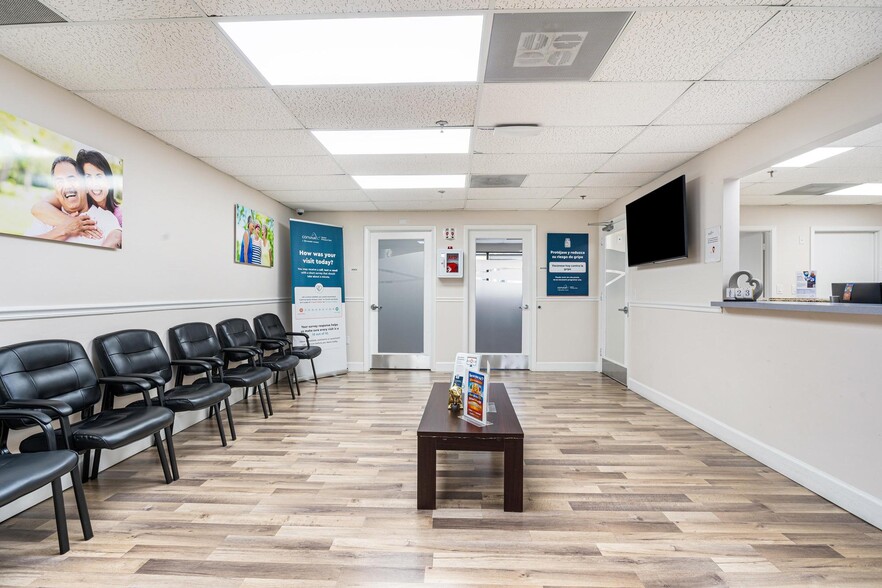 More Photos Of 351 NW Le Jeune Rd, Miami Medical For Sale