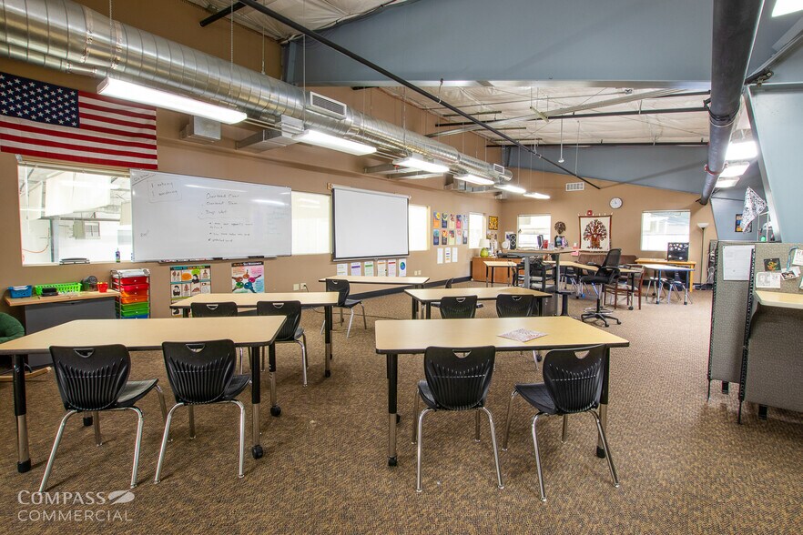 More Photos Of 20730 Brinson Blvd, Bend Industrial For Lease