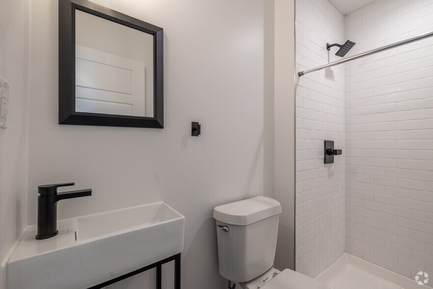 More Photos Of 240 Mack Ave, Detroit Apartments For Sale