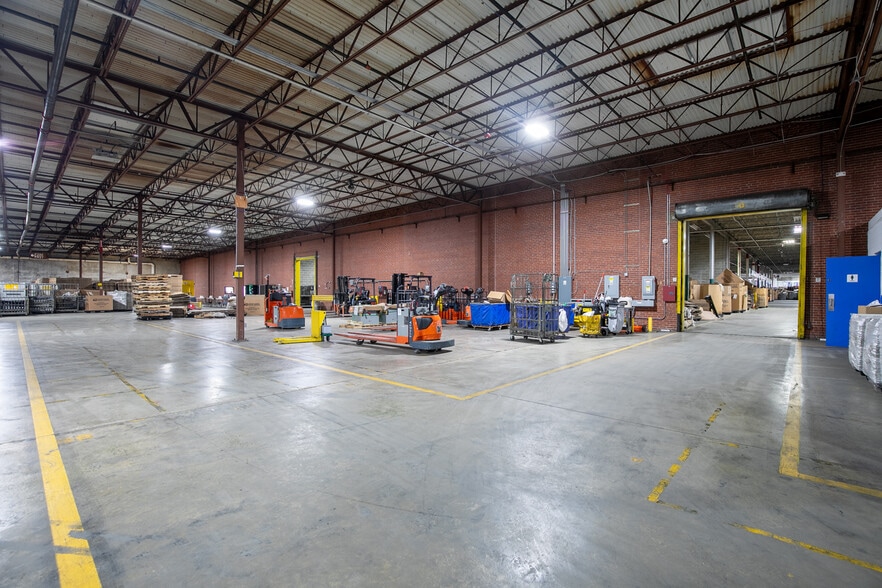 More Photos Of 3501 1st Ave N, Birmingham Warehouse For Sale