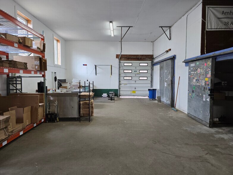 More Photos Of 1317 Federal St, Belchertown Warehouse For Sale
