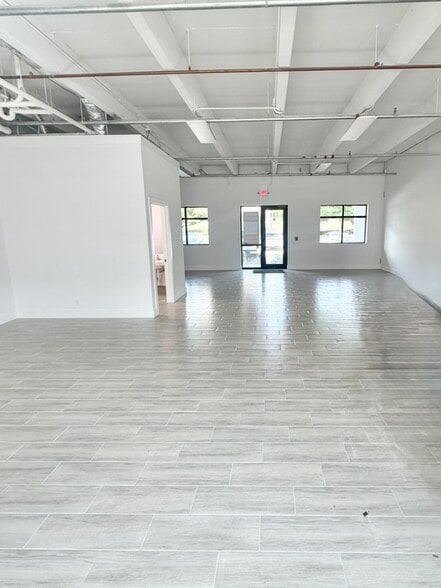 More Photos Of 9100 Belvedere Rd, Royal Palm Beach Loft Creative Space For Sale