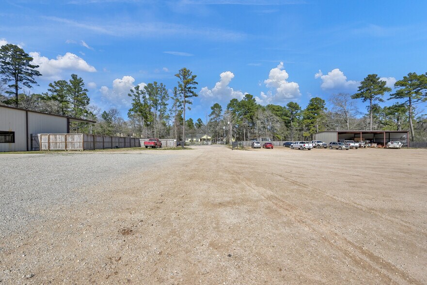 More Photos Of 15513 Capitol Hill Rd, Montgomery Service For Sale