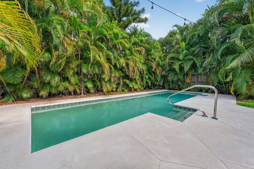 More Photos Of 135 7th Ave NE, Saint Petersburg Apartments For Sale