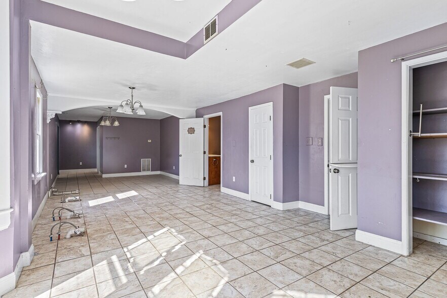 More Photos Of 47 N Allen St, Bonne Terre General Retail For Sale
