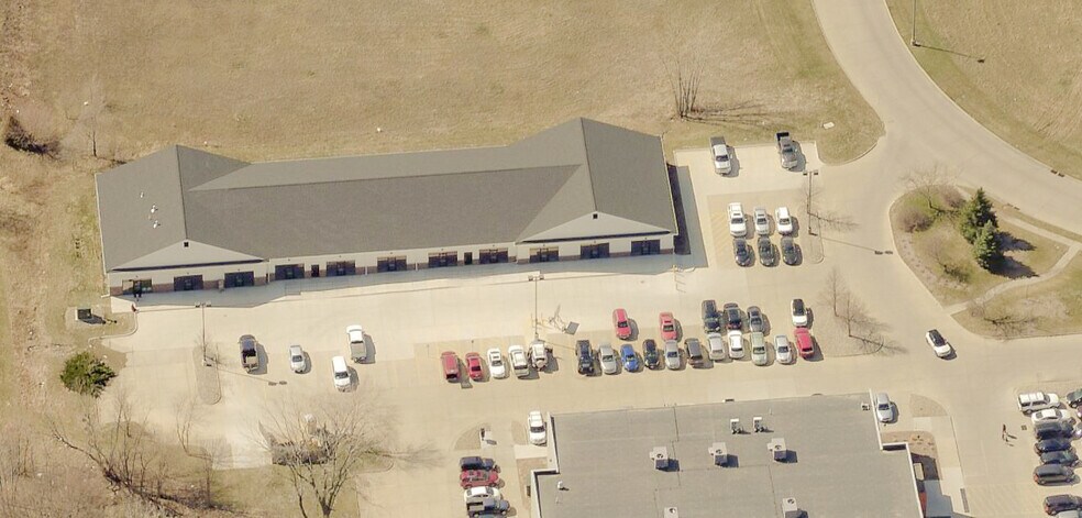 More Photos Of 2825 S Ankeny Blvd, Ankeny Office For Sale