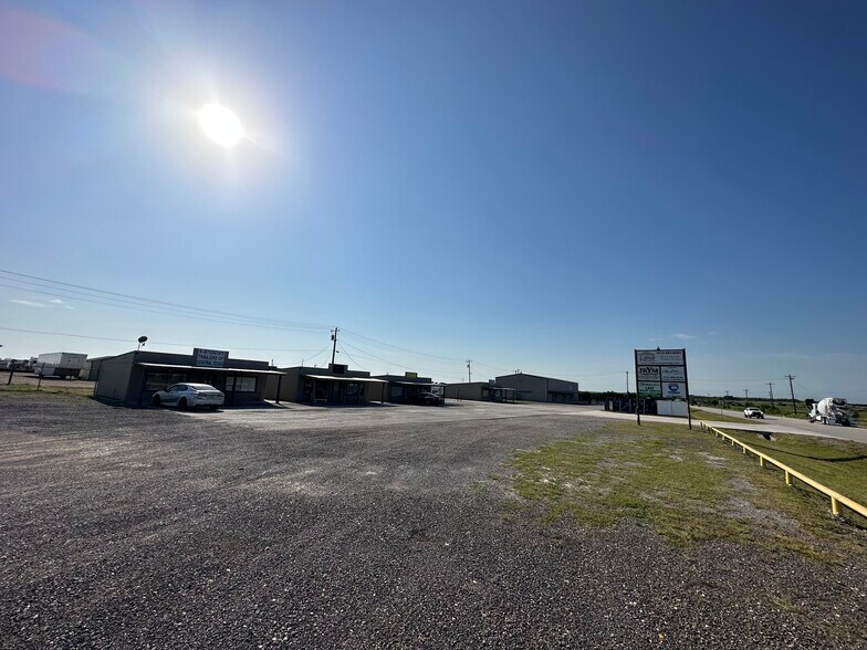 More Photos Of 9870 N Highway 183, Florence Office For Sale