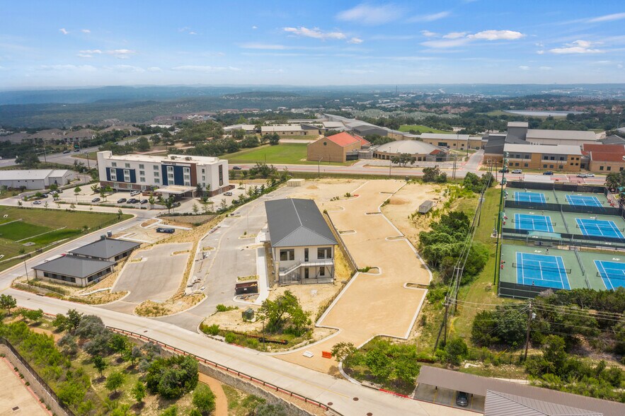 More Photos Of 312 Medical Parkway Pkwy, Lakeway Medical For Sale